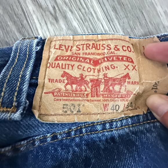 Levi’s 501 Straight Fit Jeans Blue Denim Button Fly 40x34 Made in Mexico - Picture 3 of 10